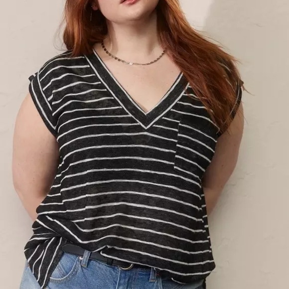 Black and White Striped V-Neck Top Festi Oversized Tee - Picture 1 of 3